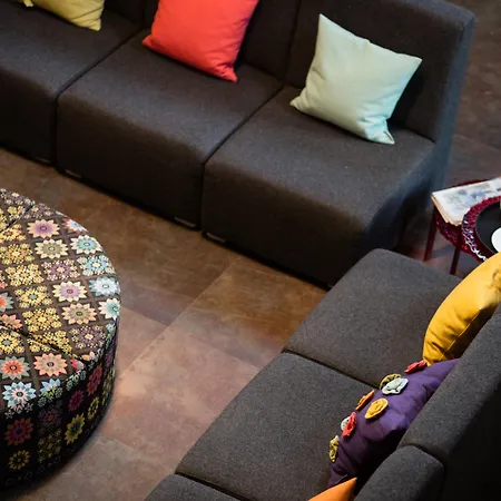 Cerca Design House Hotel Donas