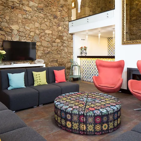 Hotel Cerca Design House Donas