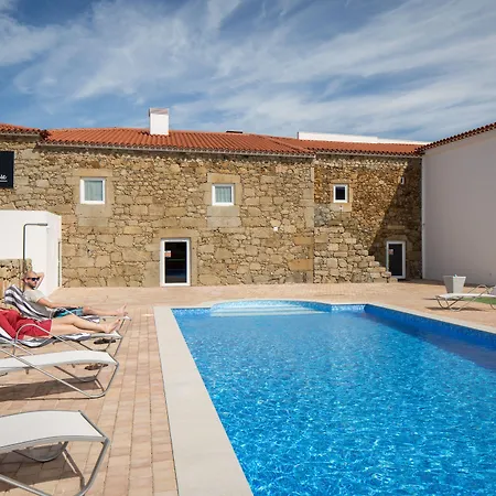 Cerca Design House 4* Donas