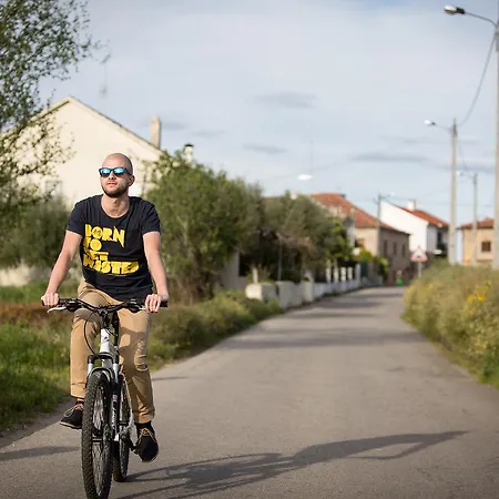 Cerca Design House Hotel Donas