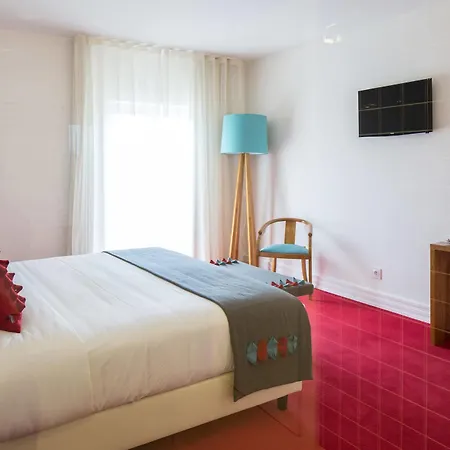 Cerca Design House Hotel Donas